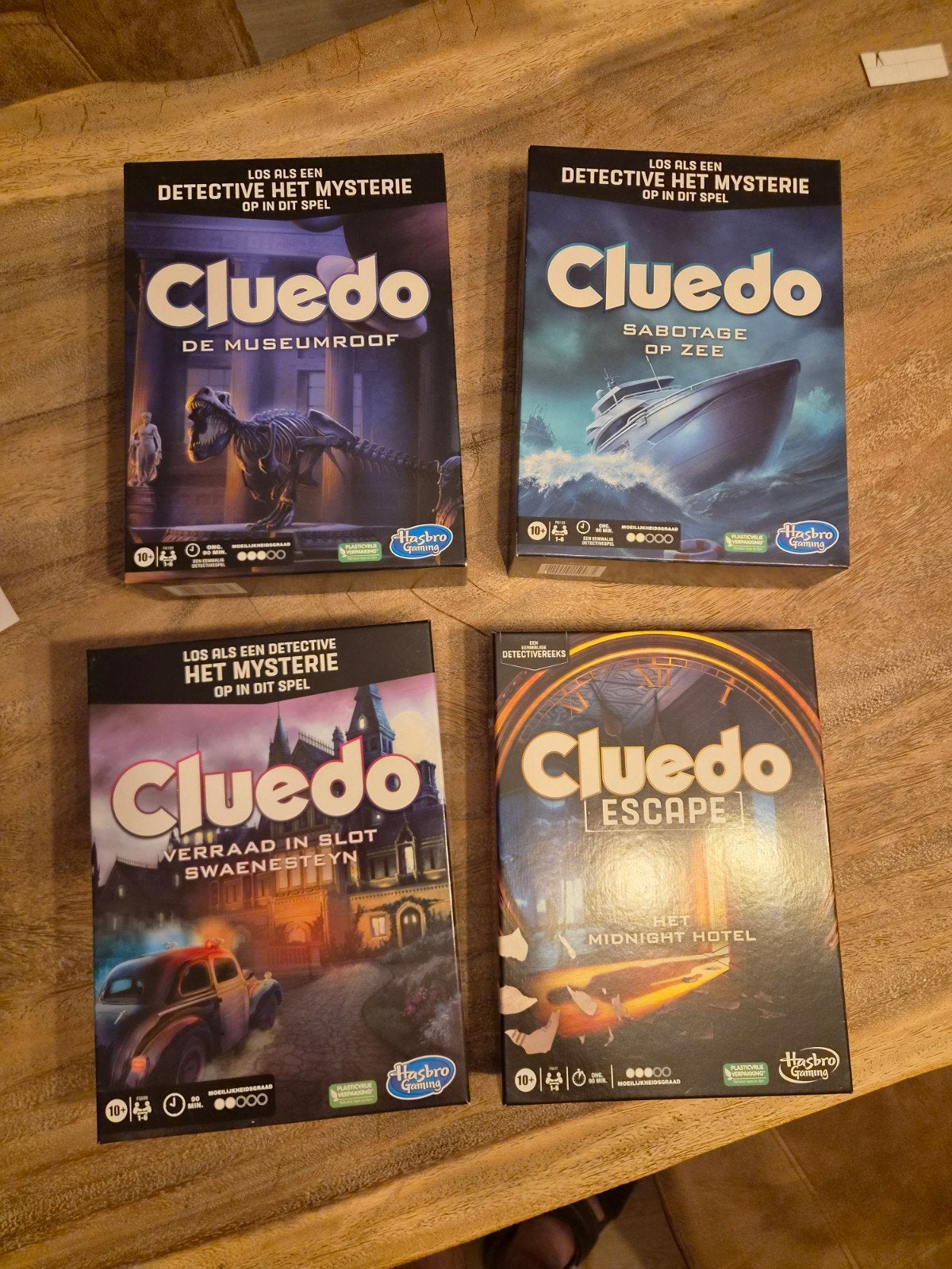 Cluedo Escape spellen, Ophalen of Verzenden, Zo goed als nieuw