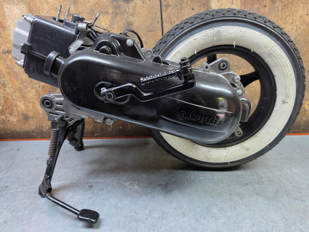 GY6 139QMB MOTORBLOK 10 INCH, Fietsen en Brommers, Scooters | Overige merken, Benzine, Ophalen