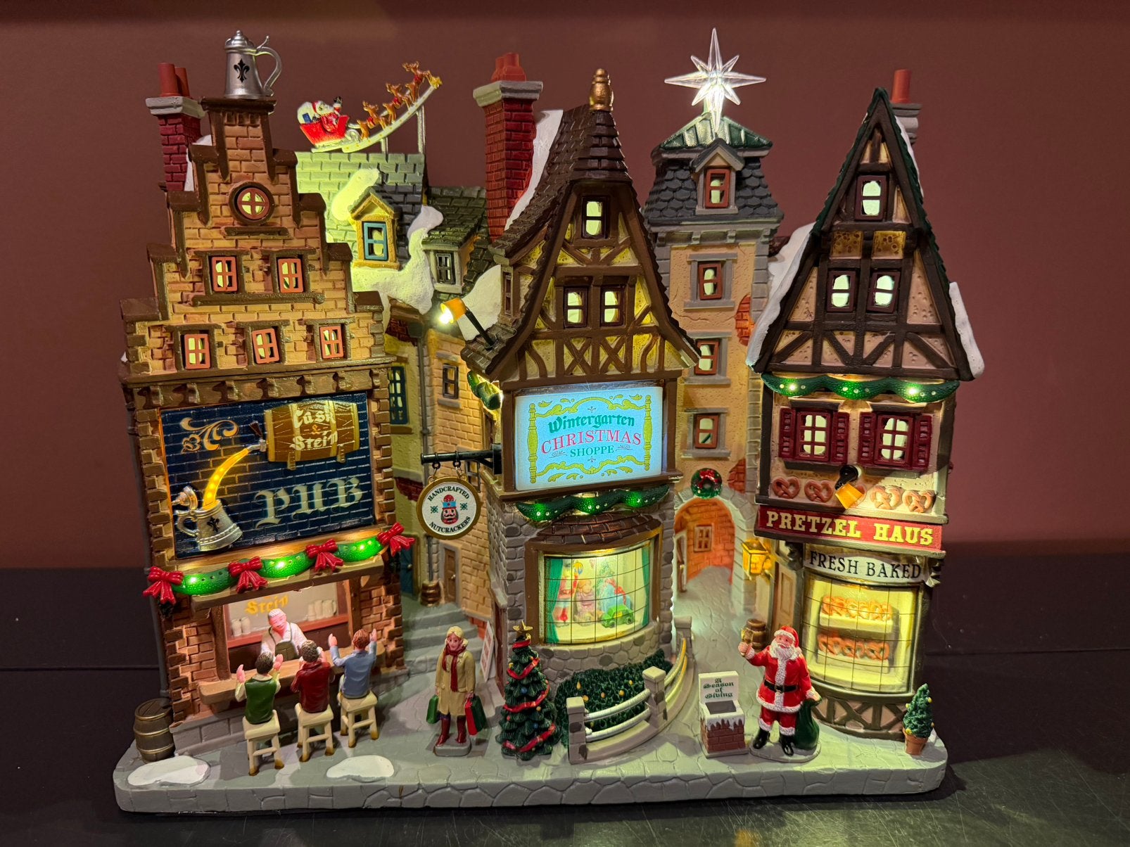 Lemax Wintergarten lane. (façades) . KERSTDORP, Ophalen of Verzenden, Zo goed als nieuw