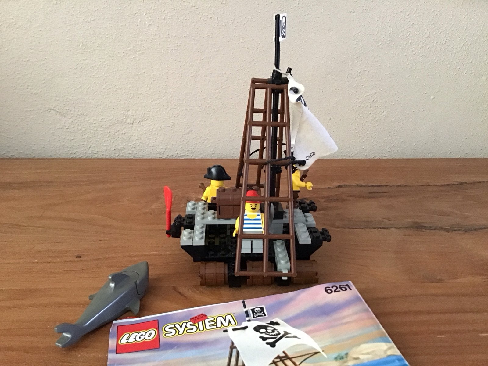 Lego Pirates 6261 Raft met haai en piraten, Kinderen en Baby's, Speelgoed | Duplo en Lego, Ophalen, Gebruikt, Lego, Pirates