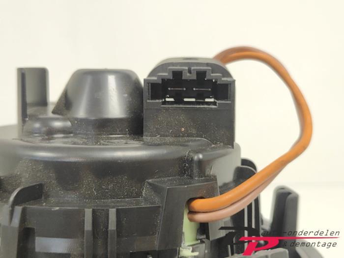 Kachel Ventilatiemotor van een Peugeot 108, Gebruikt, -, -, Ophalen of Verzenden
