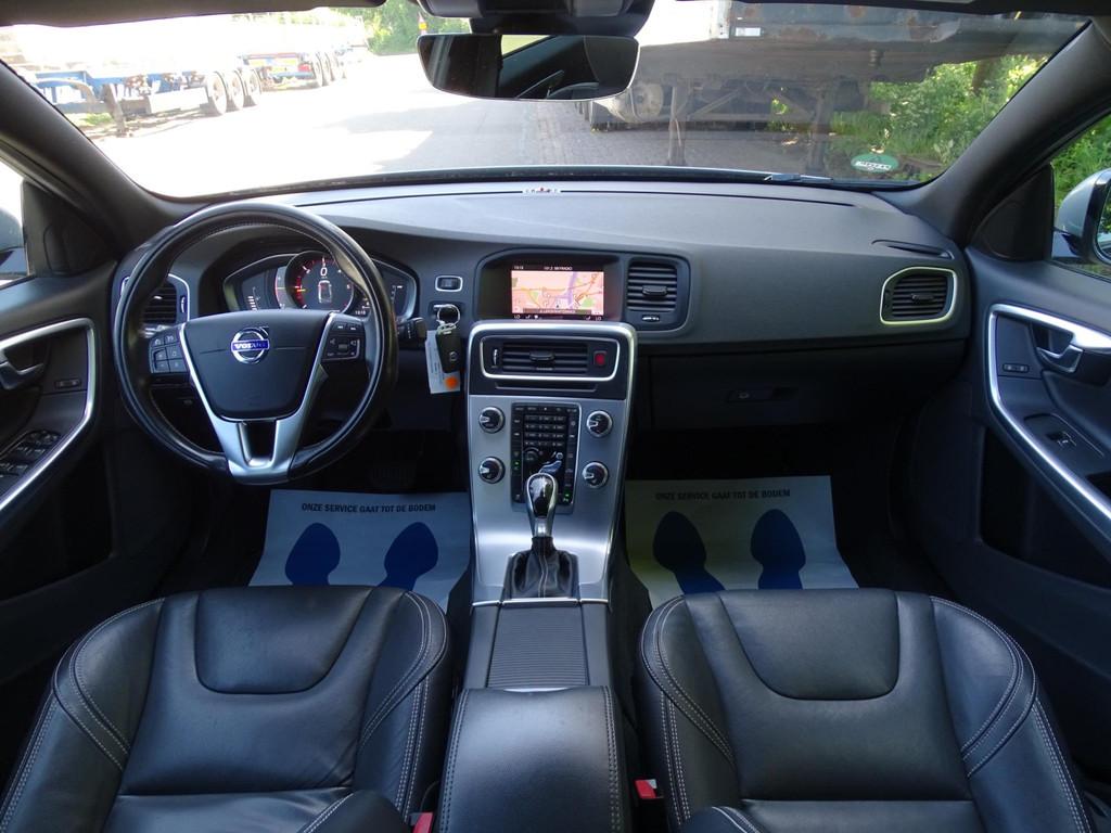 Volvo S60 2.0 D4 Polar+ Dynamic - STUUR / STOEL VERWARMING -, 1969 cc, S60, 23 km/l, Diesel