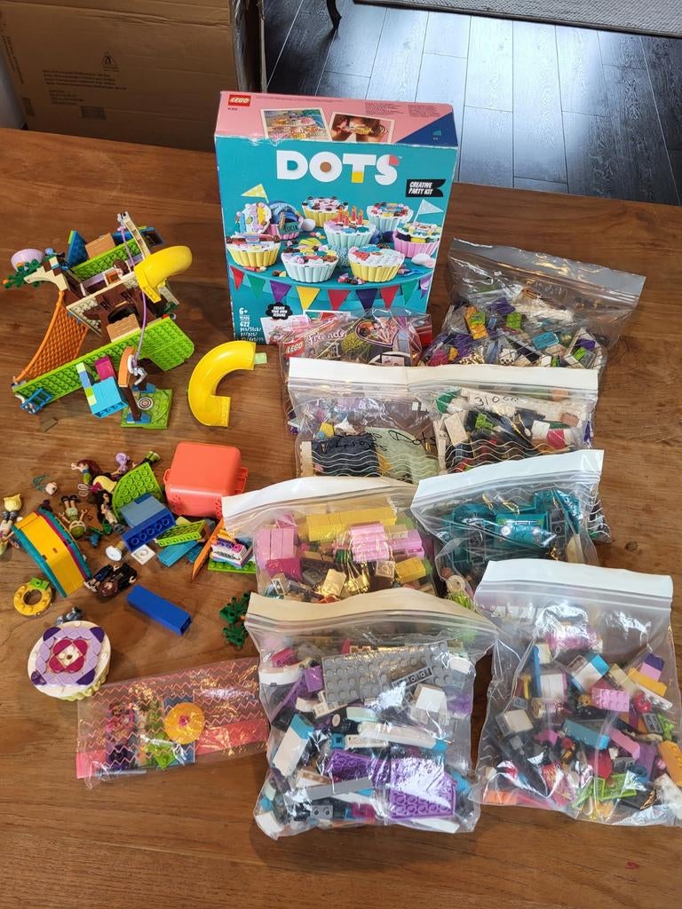 LEGO Friends & DOTS Mix - 2,5 kg (mogelijk incompleet), Kinderen en Baby's, Speelgoed | Duplo en Lego, Gebruikt, Lego, Friends
