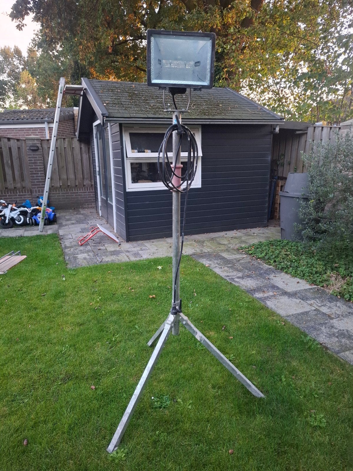 Delma bouwlamp met statief - Krachtige verlichting, Ophalen, Gebruikt, Met statief, Lamp met armatuur