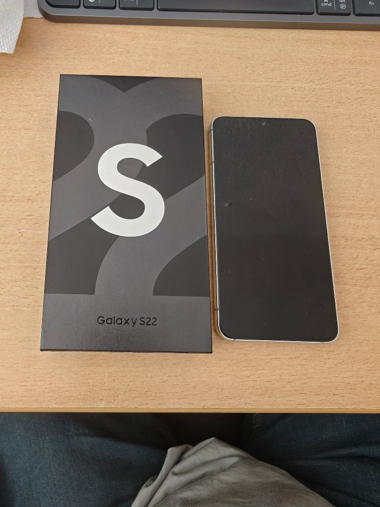 Samsung Galaxy S22, Telecommunicatie, Mobiele telefoons | Samsung, Wit, Ophalen of Verzenden, Zo goed als nieuw, Zonder simlock