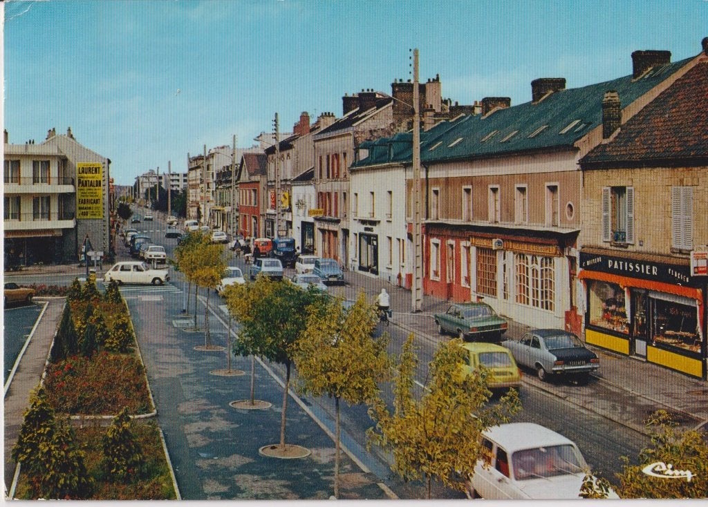 Frankrijk, Persan met auto's oa Ford Escort, Renault 5, Ophalen of Verzenden, 1960 tot 1980, Gelopen, Frankrijk
