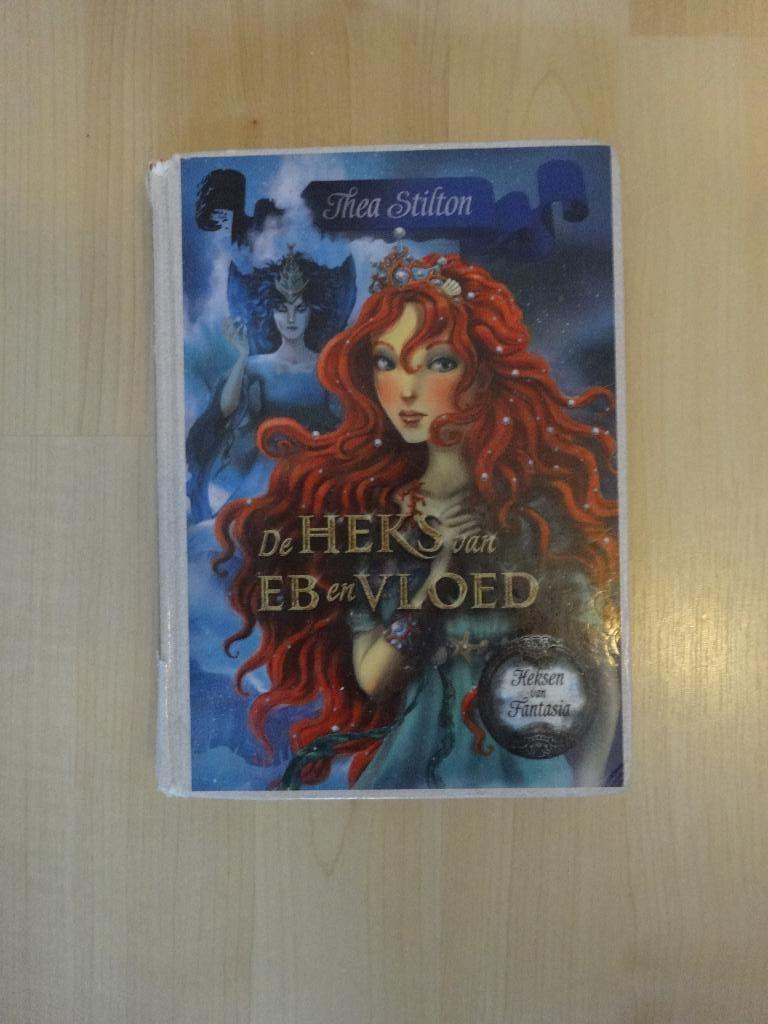 De heks van Eb en Vloed – Thea Stilton, Ophalen of Verzenden, Zo goed als nieuw