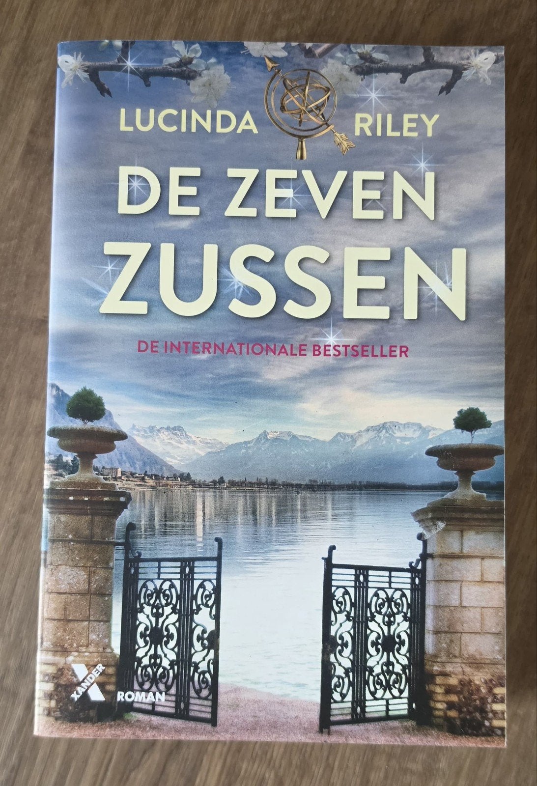 De Zeven Zussen deel 1 - Lucinda Riley (Nieuw), Ophalen, Nieuw, Lucinda Riley