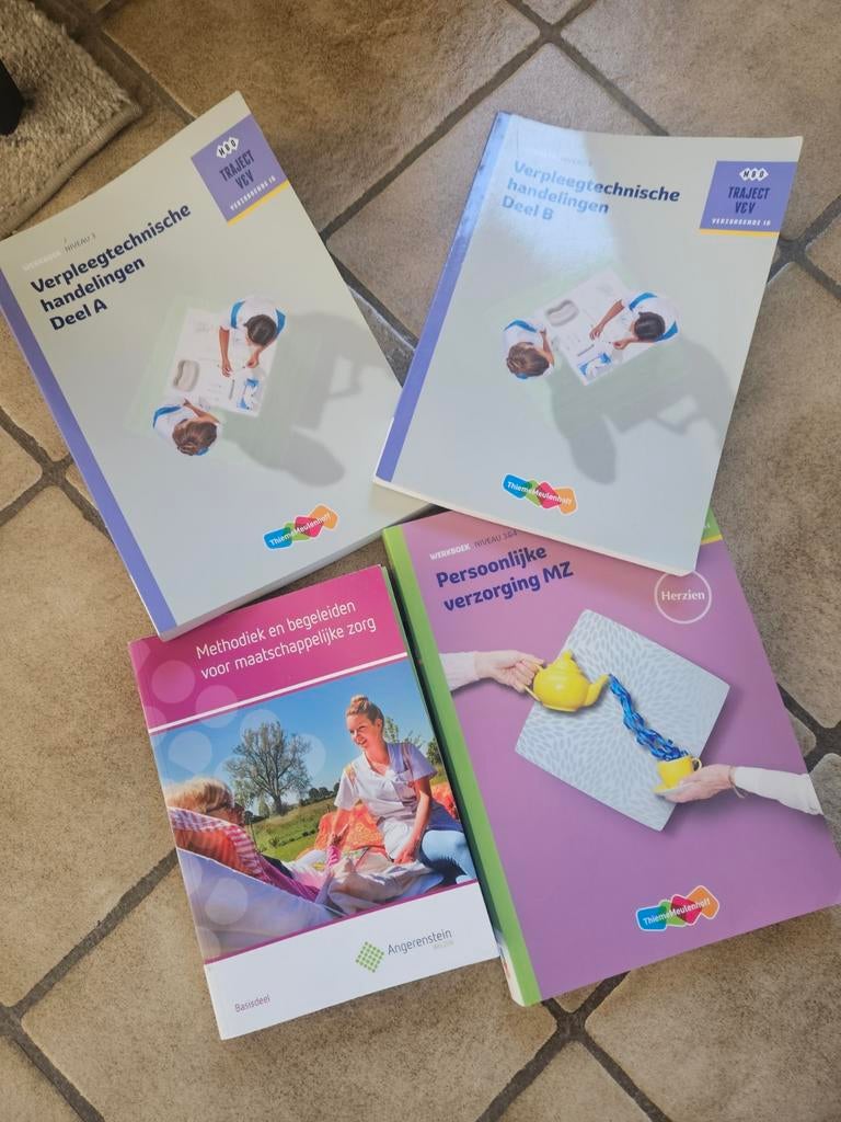 Verpleegkundige boeken MBO: Traject VEV & Angerenstein, Ophalen of Verzenden