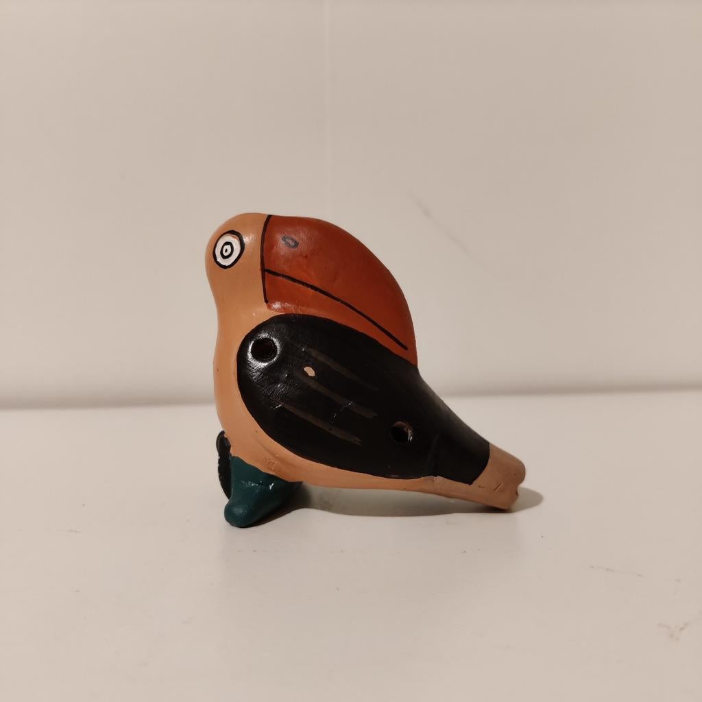 Keramische toekan fluit (ocarina), Antiek en Kunst, Ophalen of Verzenden