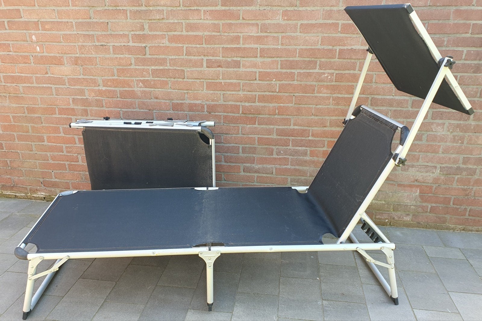 2 lichtgewicht ligstoelen, Ophalen, Zo goed als nieuw, Aluminium, Verstelbaar