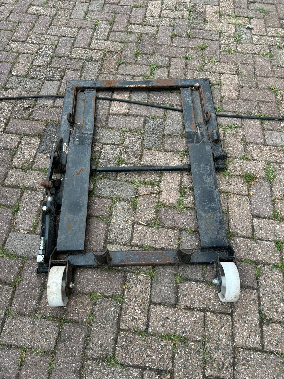 Onderstel /Hefmodule voor Mestrobot – Hydraulisch, Zakelijke goederen, Agrarisch | Werktuigen, Veehouderij, Ophalen