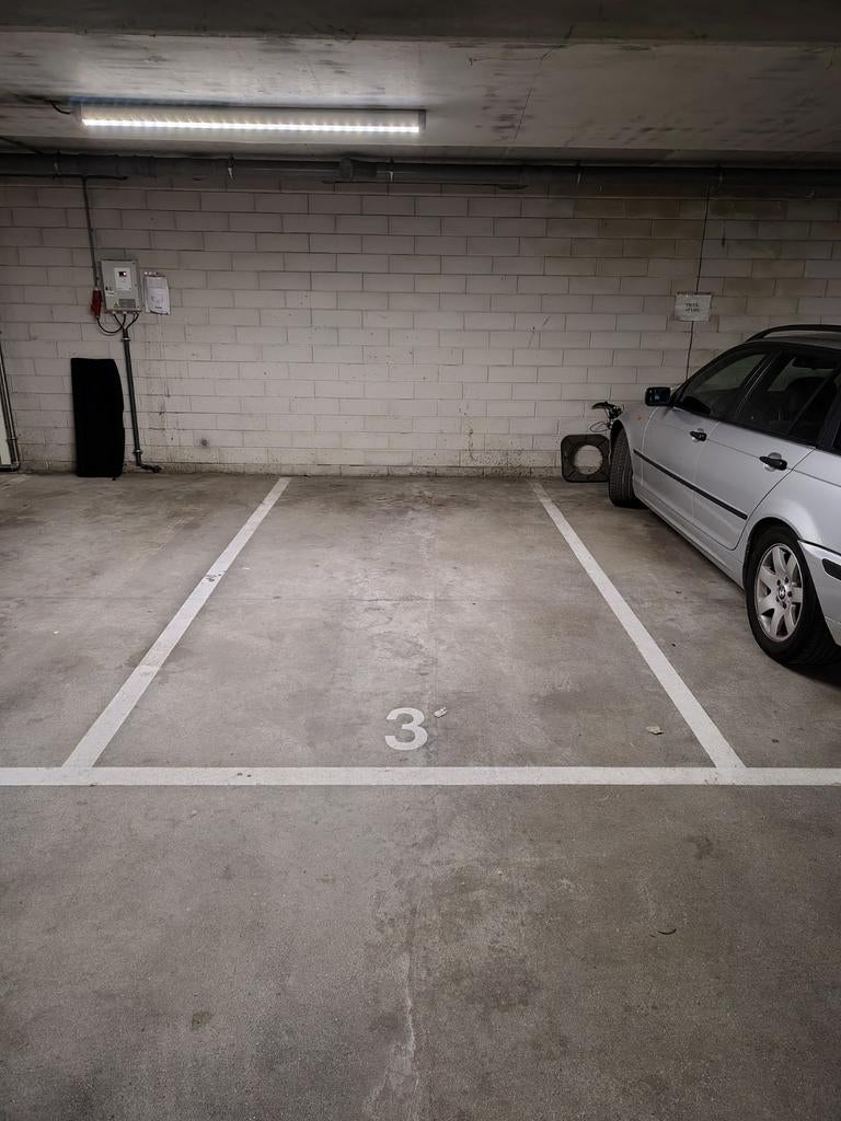 Binnen parkeerplek amsterdam centrum, Huizen en Kamers, Garages en Parkeerplaatsen, Amsterdam
