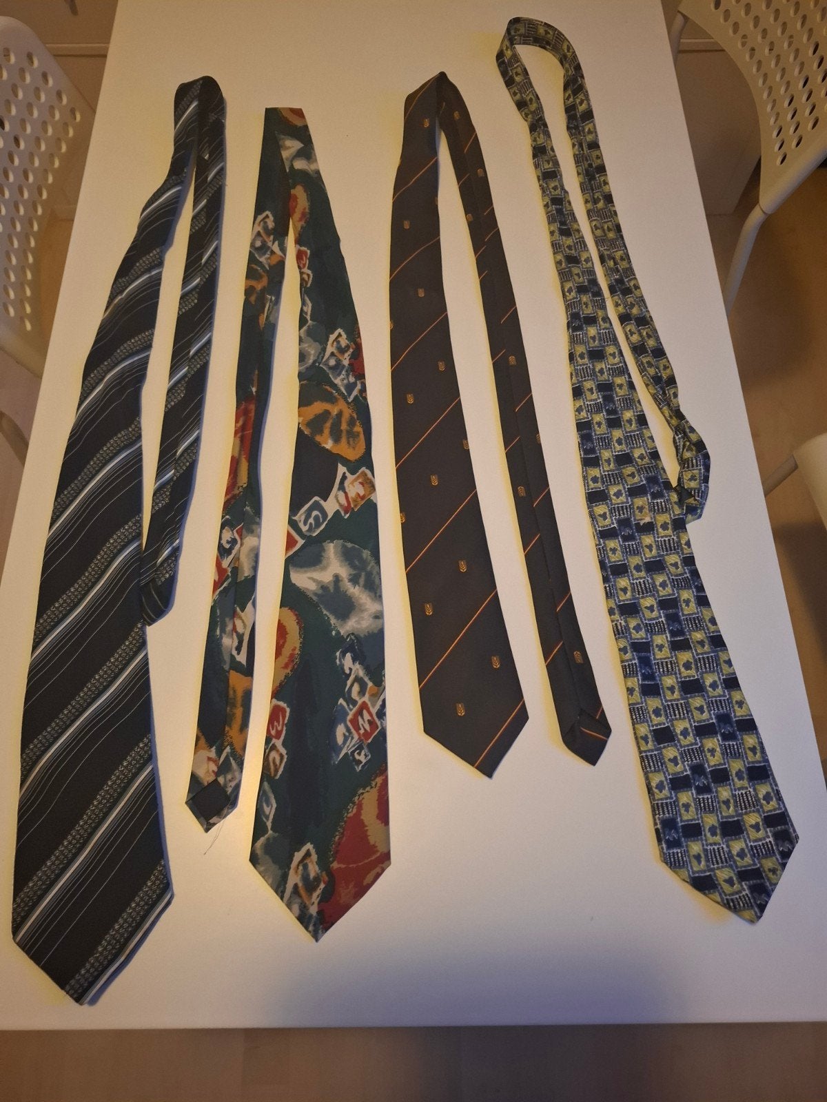 Diverse Heren Stropdassen - Set van 4 - Vintage, Onbekend, Meerkleurig, Ophalen of Verzenden, Met patroon