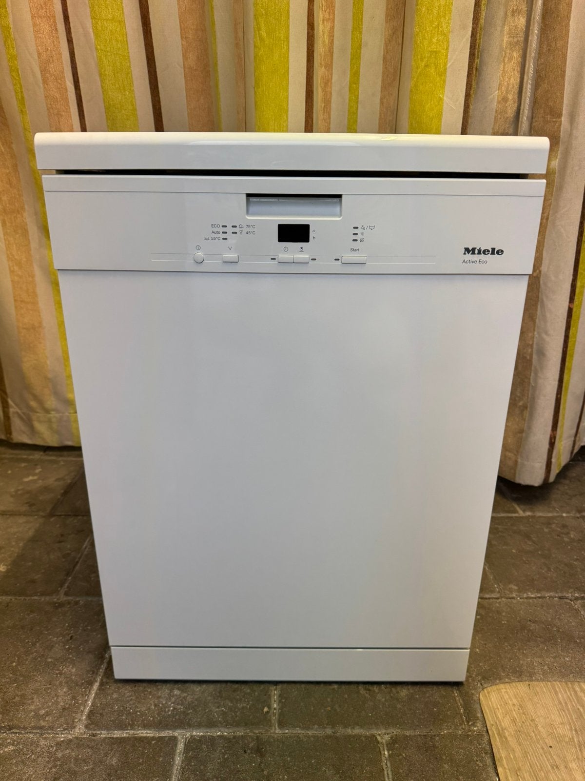 Miele Vaatwasser | BeganeGrond | Brengen Kan | Goede Staat, Ophalen, Gebruikt, Wit, 50 tot 100 cm