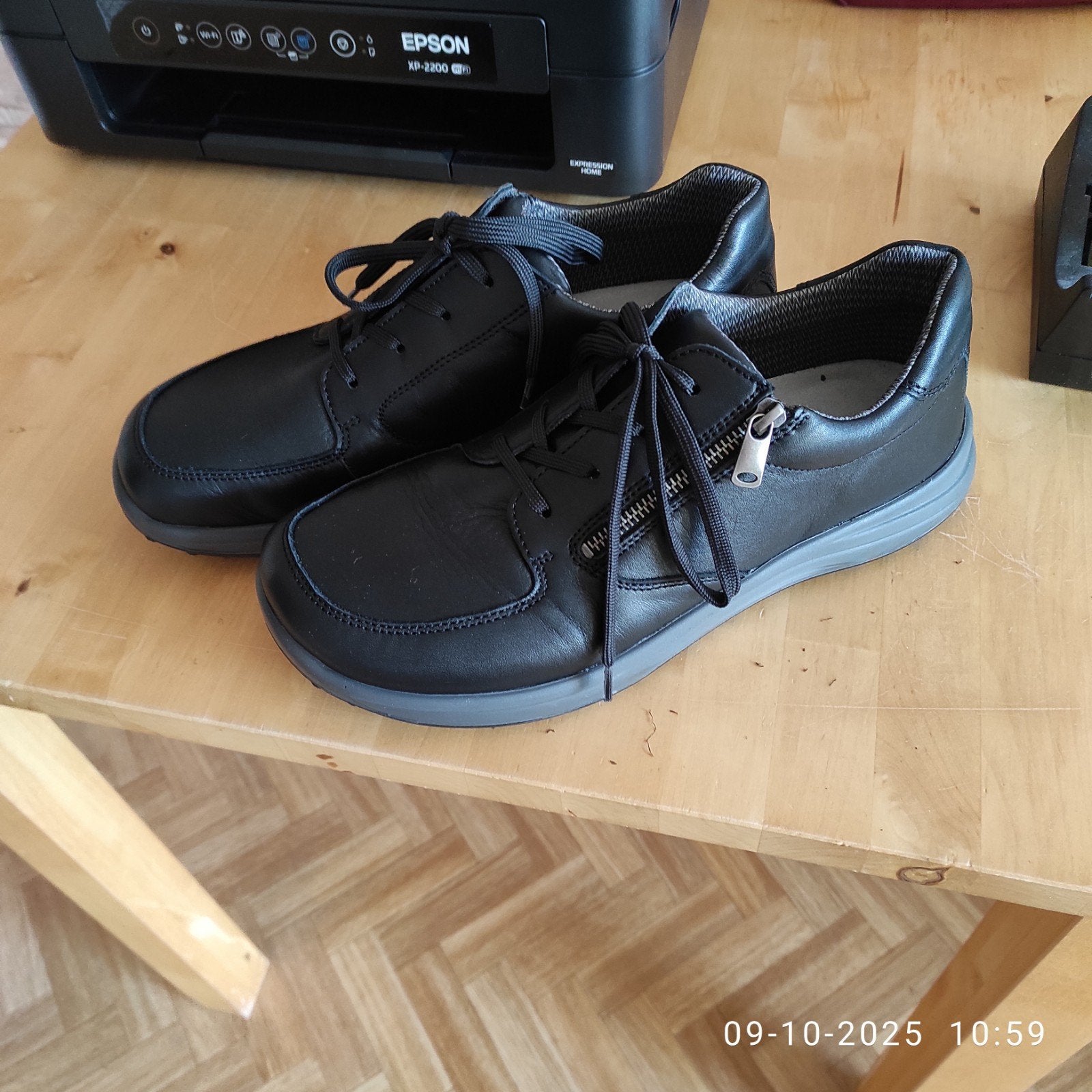 nieuwe kalfsleren schoenen maat 44,, nieuw, Ophalen of Verzenden, Nieuw, Instappers