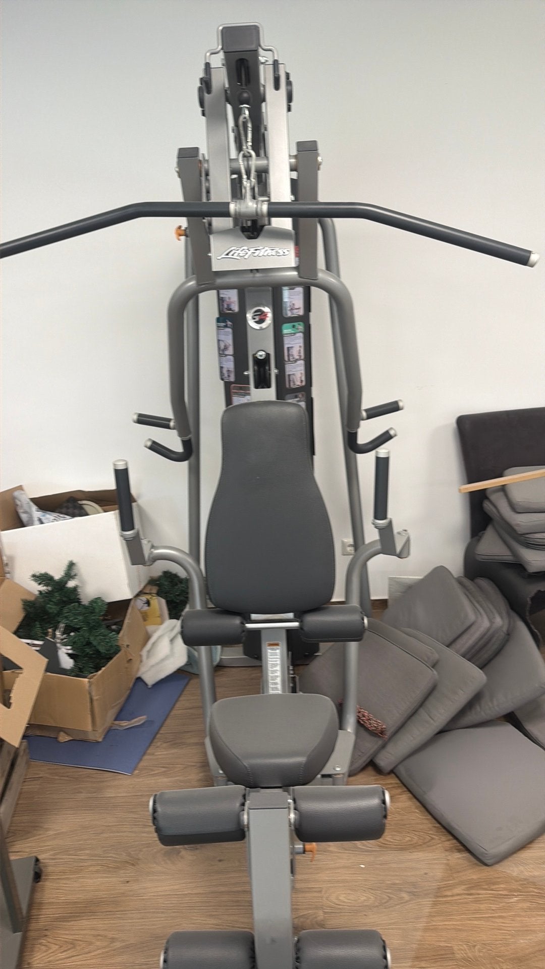 Life fitness G4 krachtstation, Sport en Fitness, Ophalen, Zo goed als nieuw, Krachtstation