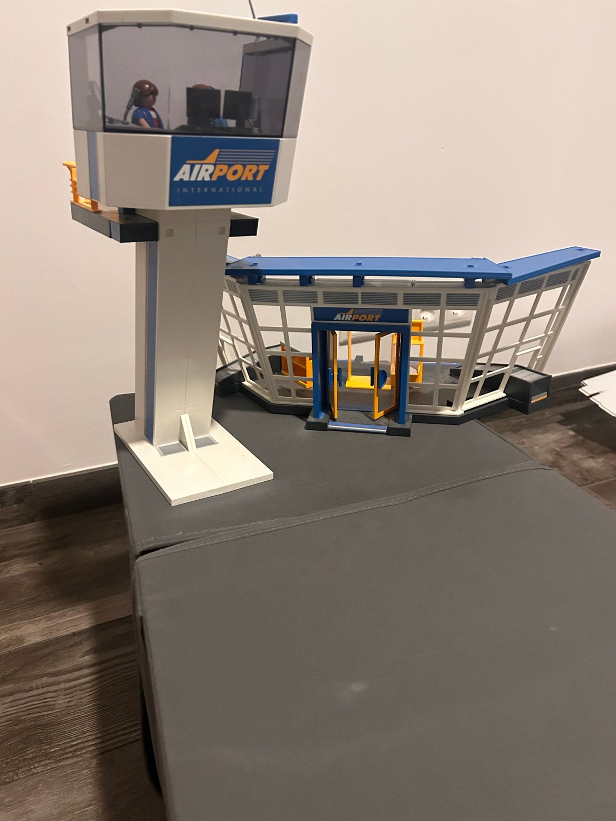 Playmobil Airport met verkeerstoren en terminal, Ophalen, Gebruikt, Gebouw, Complete set