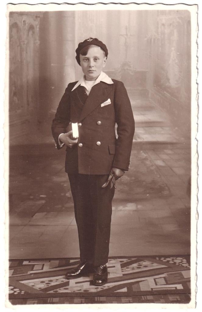 Foto - Communie Kind Jongen 2 - Religie, Gebruikt, Foto, Ophalen of Verzenden, Voor 1940