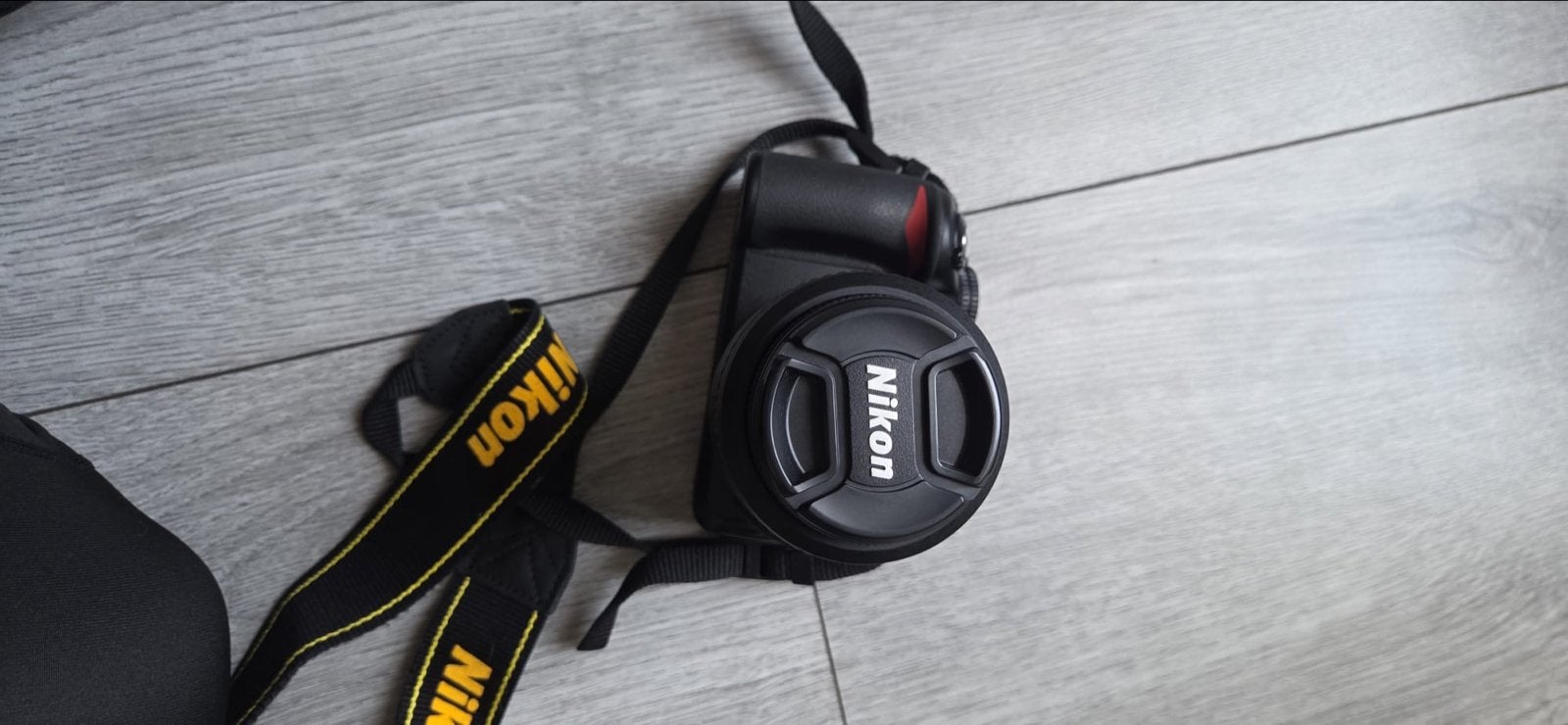 Nikon D3100 Spiegelreflexcamera met AF-S DX NIKKOR 18-55mm, Ophalen, Gebruikt, Spiegelreflex, Beeldstabilisatie