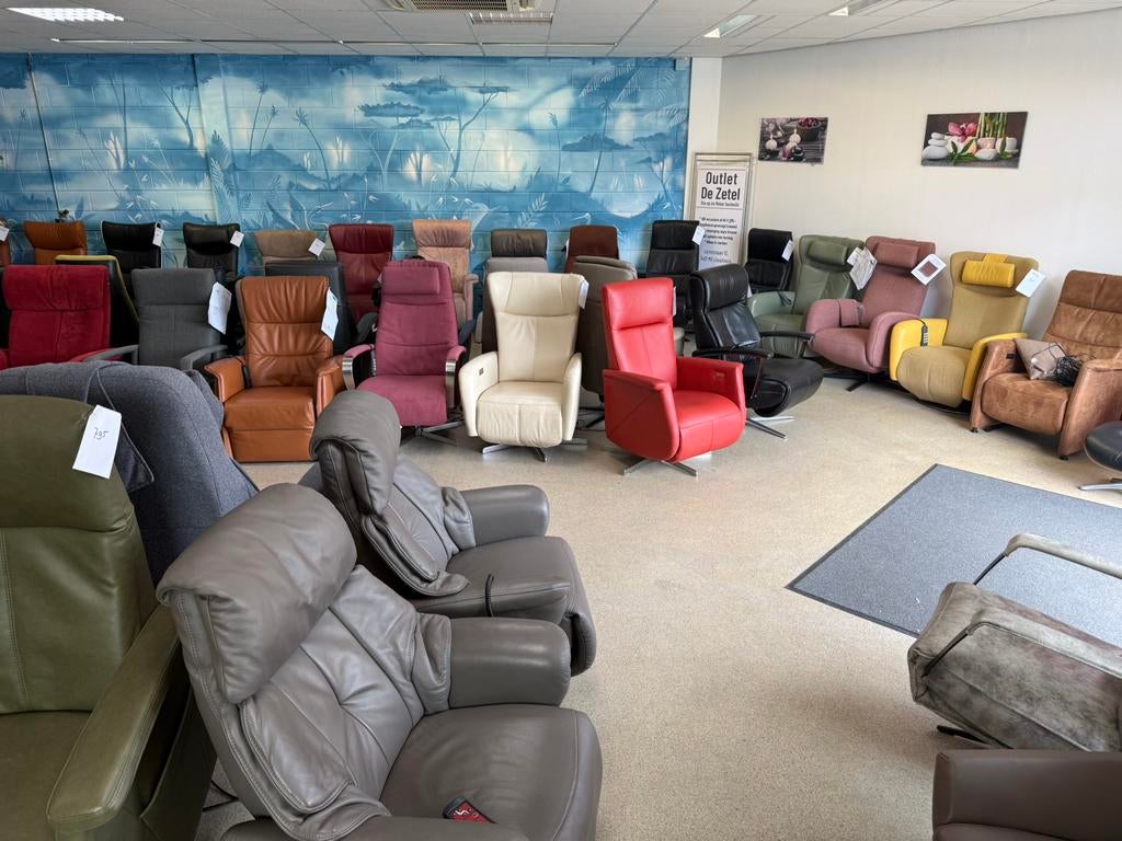 Tweedehands Velderhof outlet relaxfauteuils bezorgd/garantie