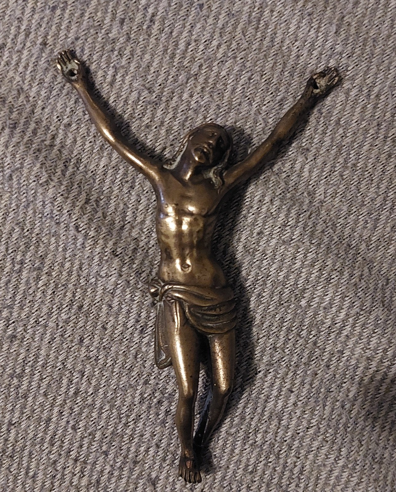 Oude Bronzen Corpus, Verzenden