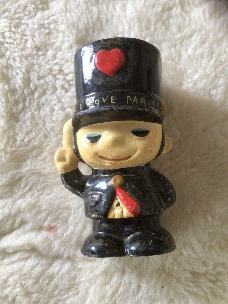 Vintage oude spaarpot de vorm van politieagent,I Love Paris, Verzamelen, Spaarpotten, Ophalen of Verzenden, Zo goed als nieuw