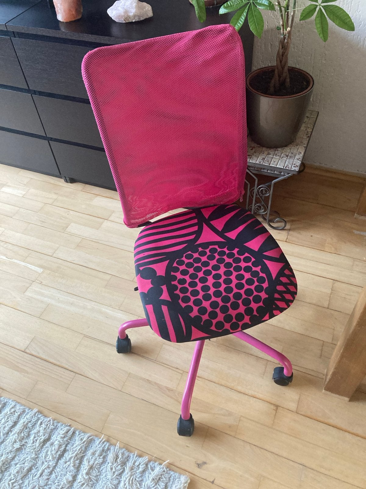 Roze bureaustoel gratis af te halen, Ophalen, Gebruikt, Roze, Bureaustoel