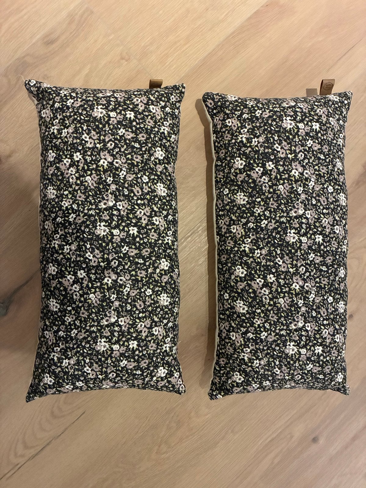 Set van 2 ZUSSS kussens, zwart met beige achterkant, Overige merken, Meerkleurig, Met print, Ophalen of Verzenden