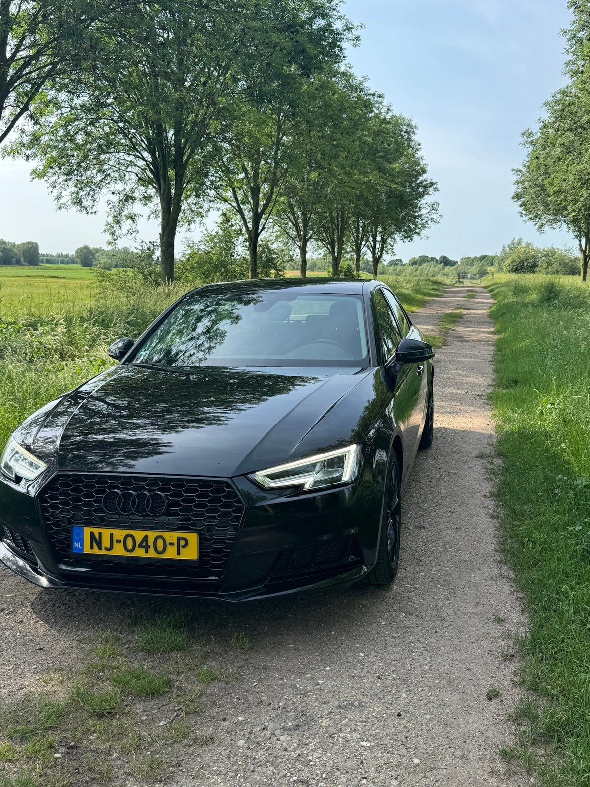 Audi A4 1.4 Tfsi 2017 Zwart, Auto's, Voorwielaandrijving, Stof, 1295 kg, A4