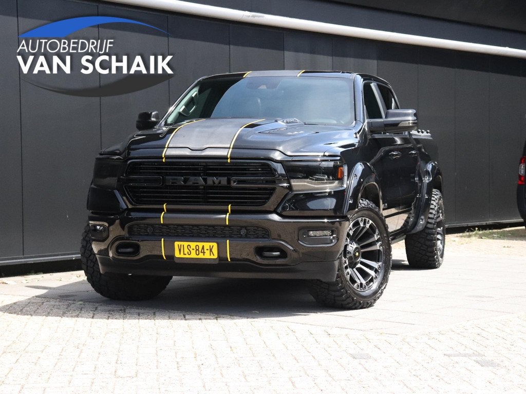 Dodge Ram 1500 5.7 V8 4x4 Crew Cab Laramie | LEDER | MEMORY, Automaat, Gebruikt, 5654 cc, Lane Keeping Assist