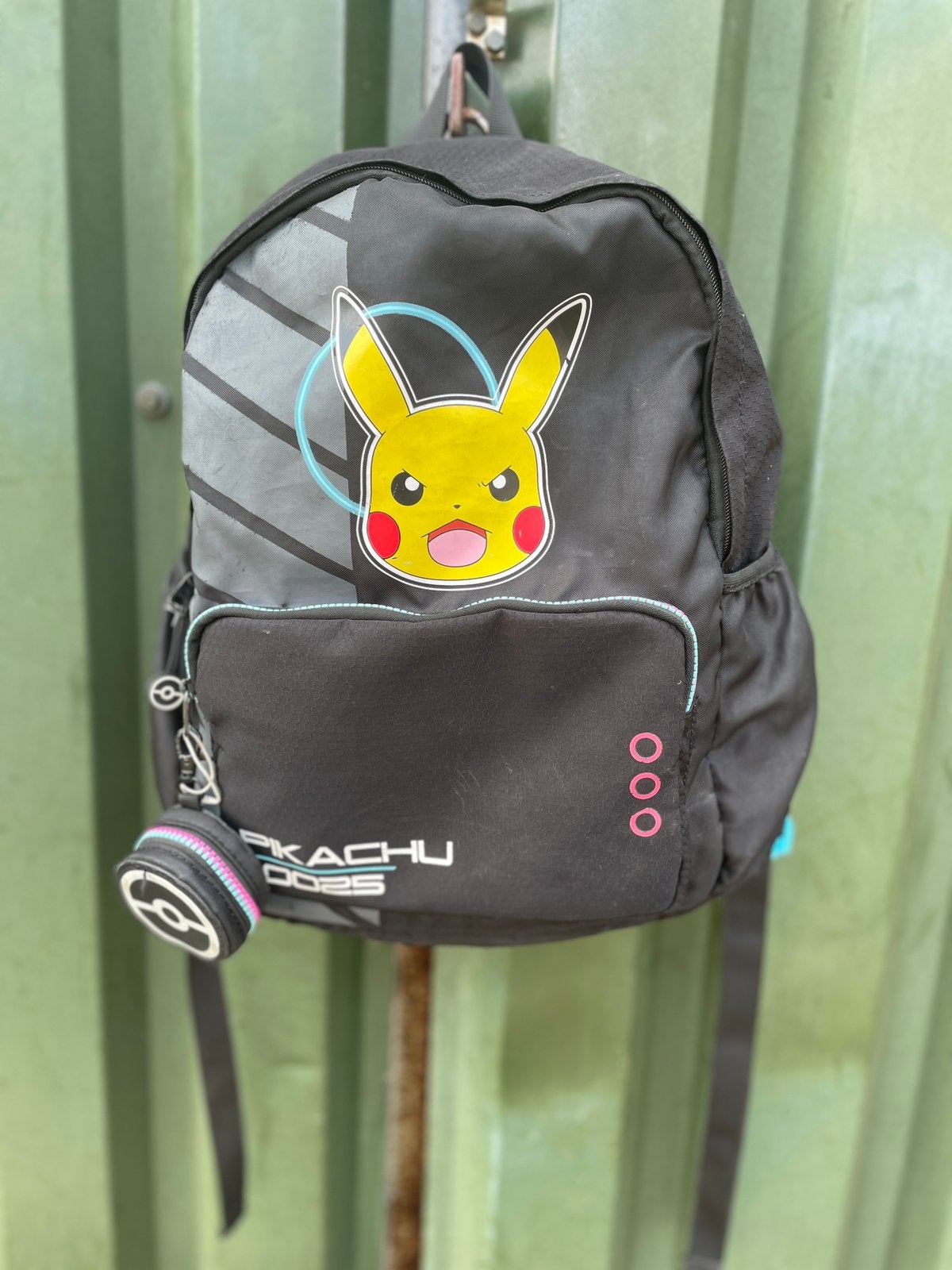 RUGTAS POKEMON PIKACHU, Ophalen, Zo goed als nieuw, Overige merken, 30 tot 45 cm