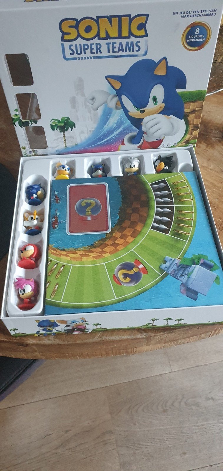 Sonic Super Teams Bordspel - Race met Sonic en vrienden!, Drie of vier spelers, Ophalen, Zo goed als nieuw, SEGA