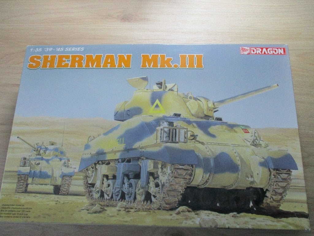 Dragon Sherman MK.III, Overige merken, Tank, 1:32 tot 1:50, Ophalen of Verzenden