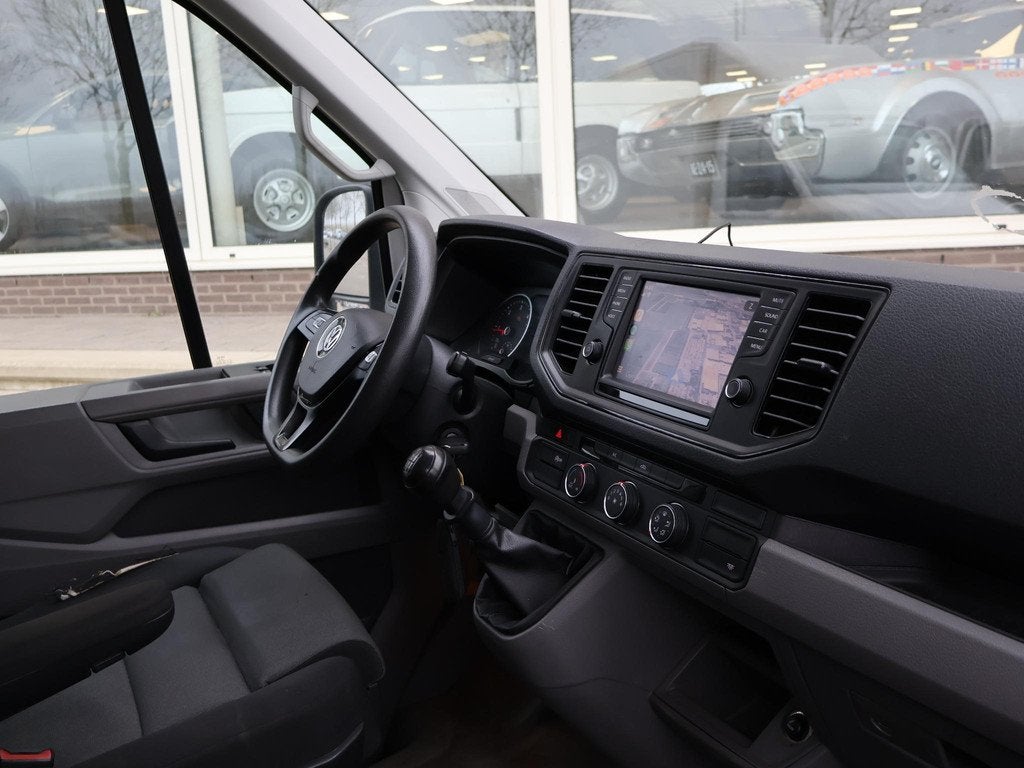 Volkswagen Crafter 35 2.0 TDI 140 PK EURO 6 BAKWAGEN MEUBELB, Voorwielaandrijving, Stof, Gebruikt, 4 cilinders