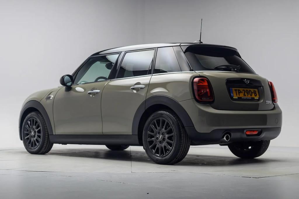 MINI Cooper 1.5 Cooper 136pk Business 5-drs [ Navi Cruise Ap, 136 pk, Gebruikt, 1165 kg, Origineel Nederlands