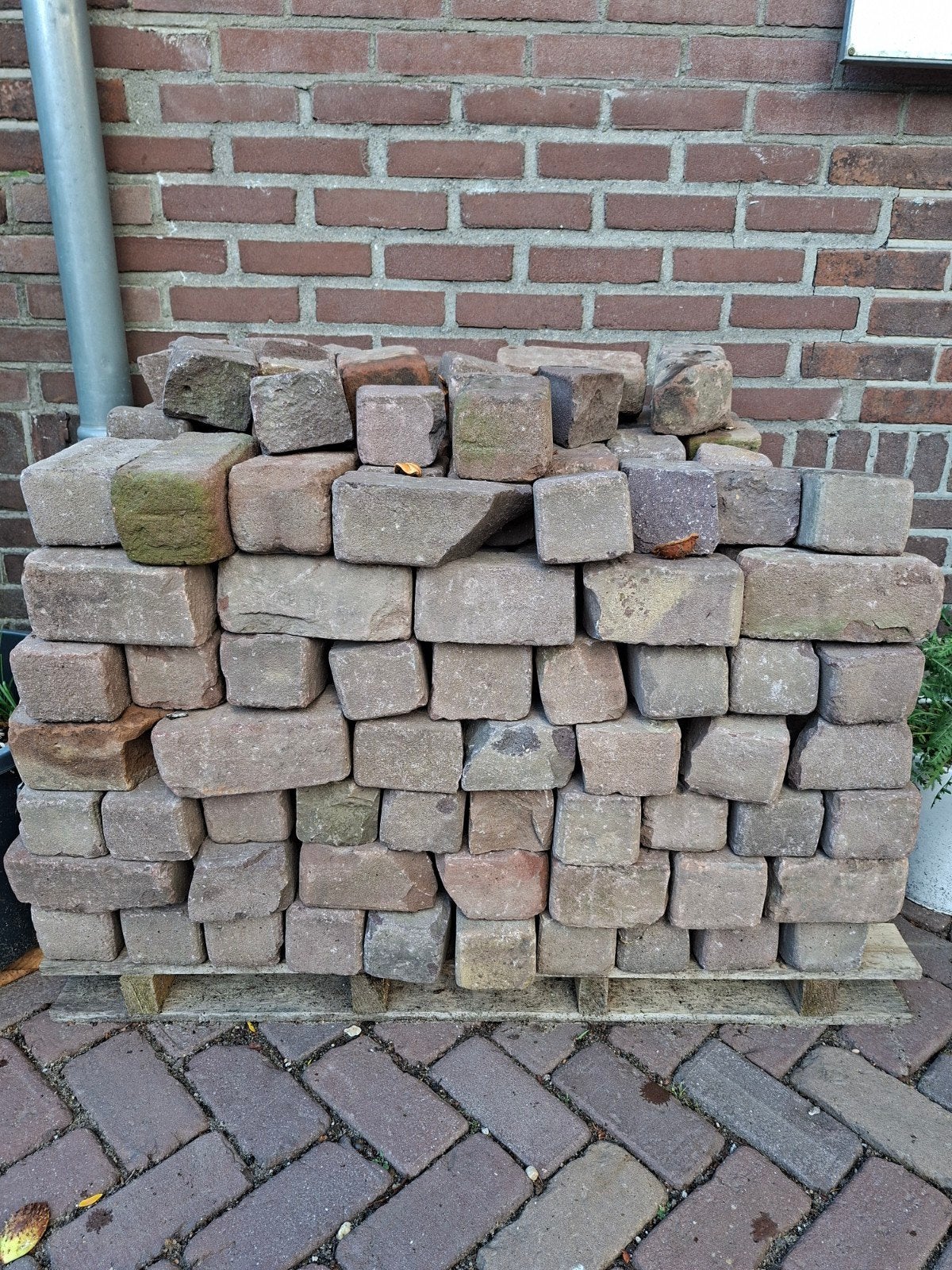keiformaat straatstenen. bijna gratis., Ophalen, Beton, Klinkers