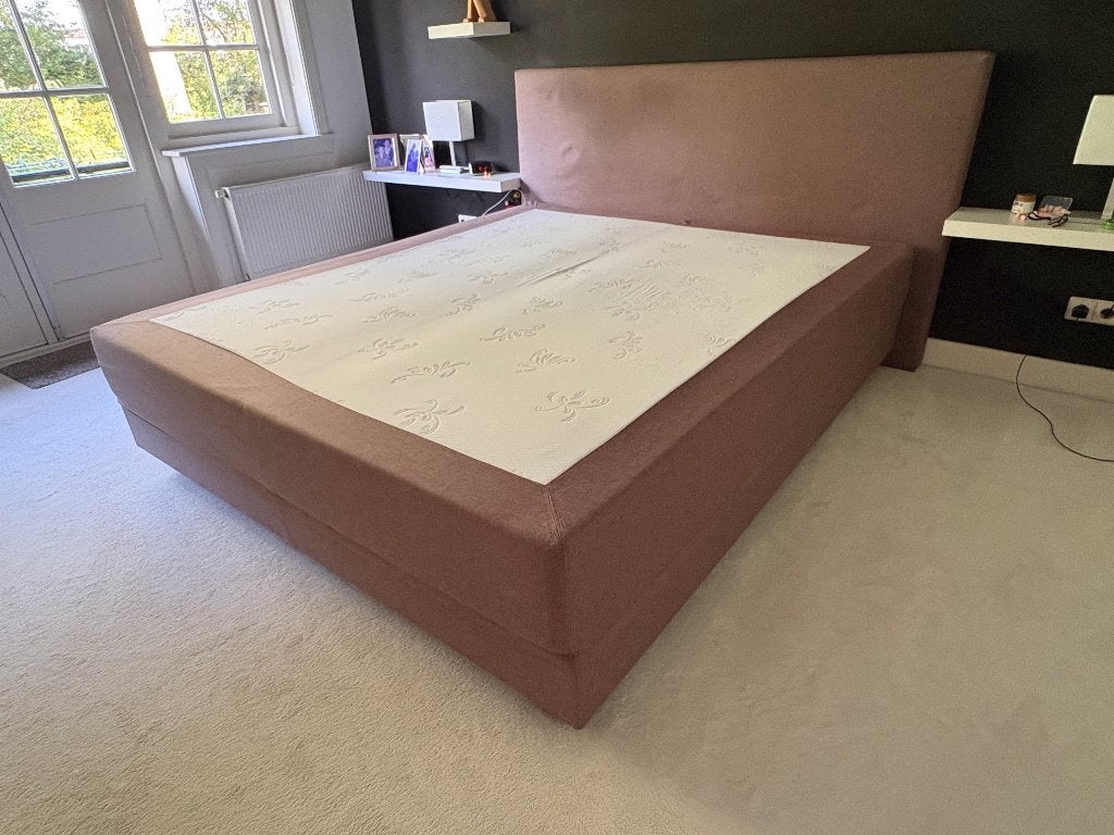 GRATIS: 2 persoonsbed van Swiss Sens 180x210cm, Huis en Inrichting, Slaapkamer | Bedden, Ophalen, Strak, Gebruikt, 90 cm