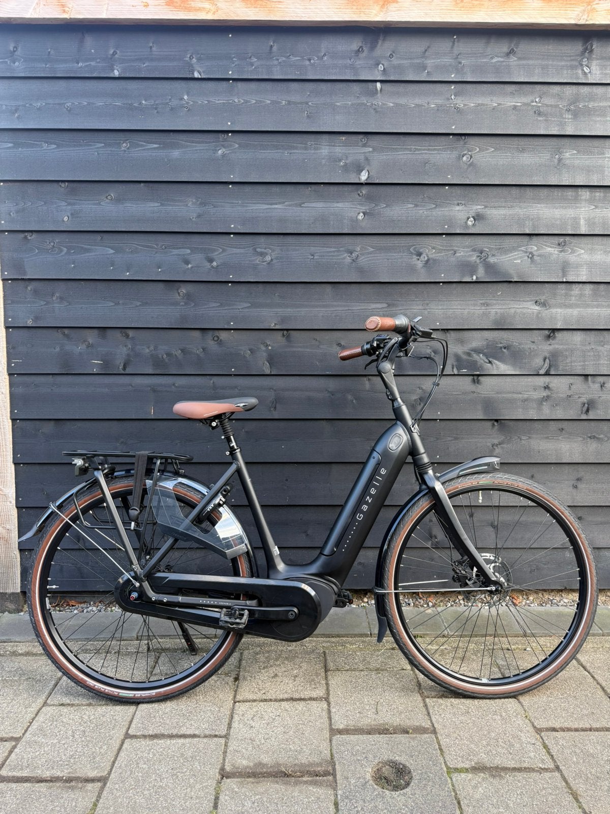 Nette Gazelle Grenoble C8 E-bike – Bosch motor – 500Wh, Ophalen, Zo goed als nieuw