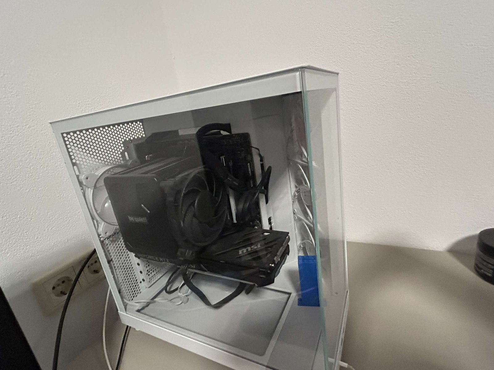 Zelf gebouwde pc, Ophalen, Zo goed als nieuw, 4 Ghz of meer, SSD