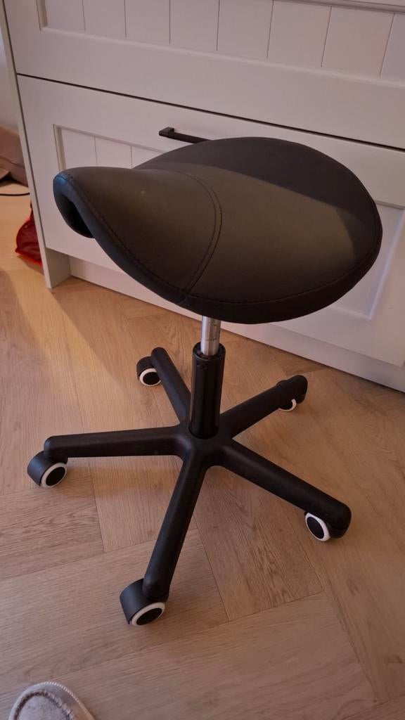 Verstelbare ergonomische bureaukruk - kappersfiets, Zwart, Ophalen of Verzenden, Zo goed als nieuw, Bureaukruk
