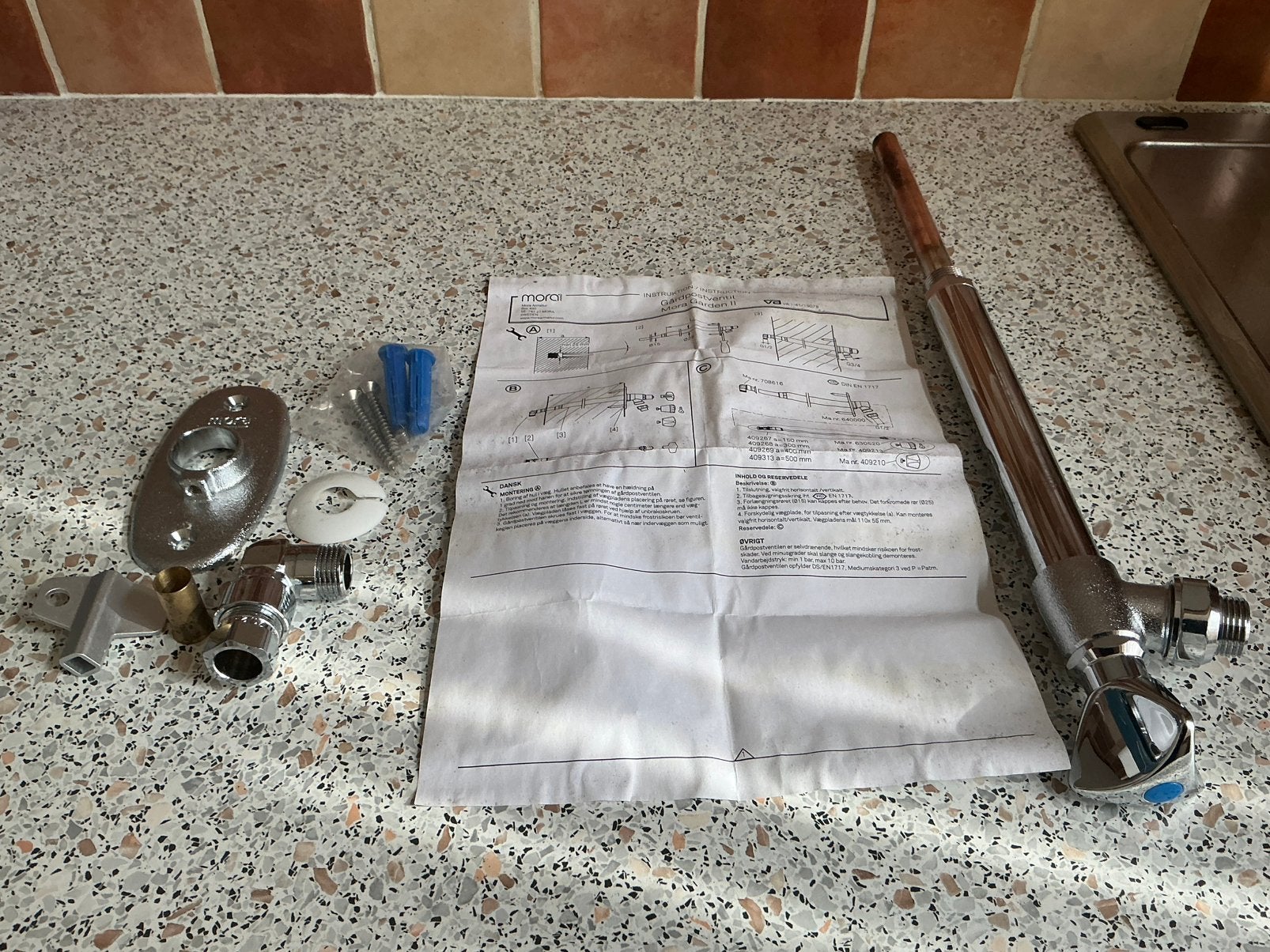 Nieuwe Mora vorstvrije gevelkraan/buitenkraan., Tuin en Terras, Buitenkranen, Ophalen of Verzenden, Nieuw