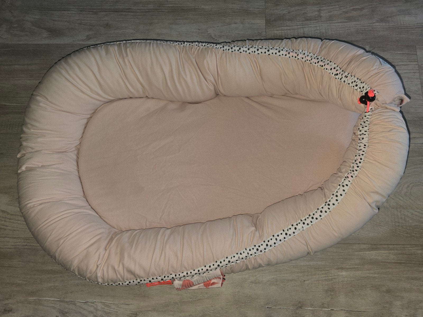 Done by Deer babynestje, Kinderen en Baby's, Babywiegjes en Ledikanten, Ophalen of Verzenden, Zo goed als nieuw, Overige typen