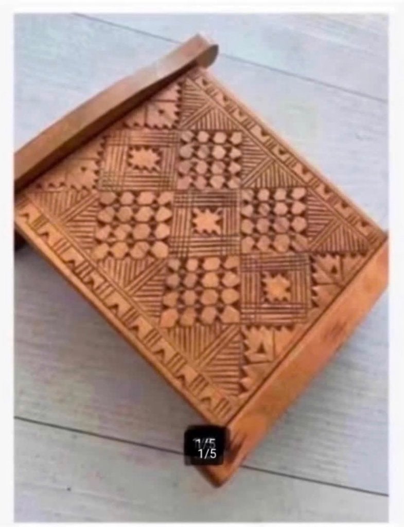 Houten sigaretten doos, kist, mooi bewerkt, Verzamelen, Tabaksdoos of Verpakking, Ophalen of Verzenden, X, X