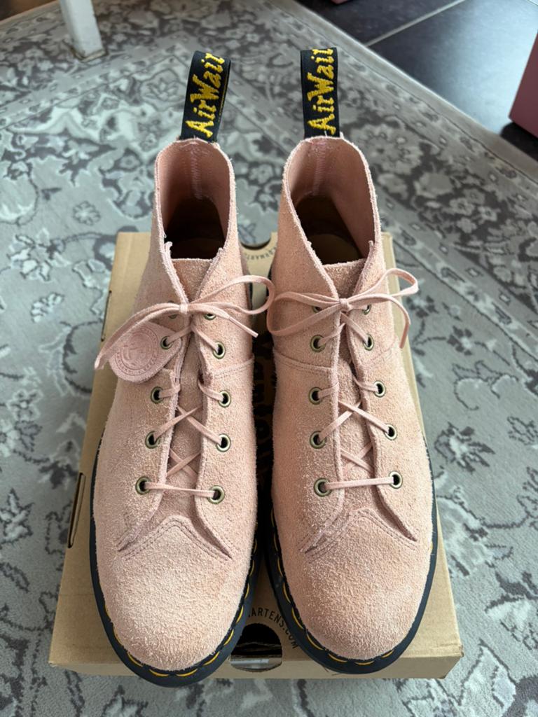 Prachtige lichtroze Dr. Martens Church maat 43, Overige kleuren, Boots, Ophalen of Verzenden, Zo goed als nieuw