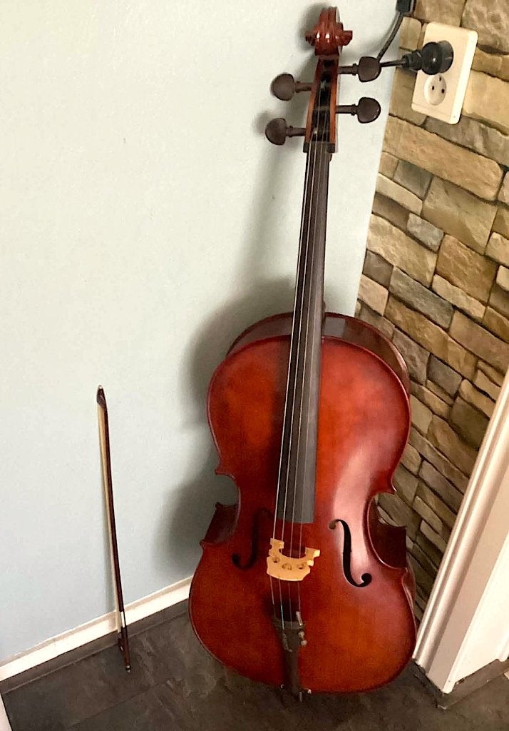 Te koop zeer nette en goede Cello 4/4 Collins Handerafled ., Muziek en Instrumenten, Ophalen of Verzenden, Gebruikt, 4/4-cello