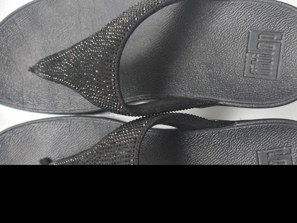 Fitflop Slippers met Strass - Zwart, Fitflop, Ophalen of Verzenden, Zwart, Slippers