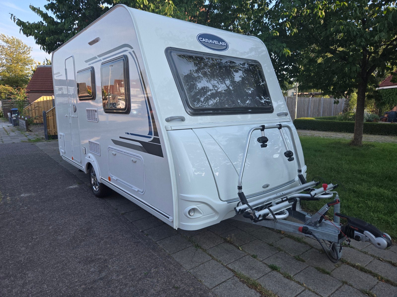 Te koop Caravan Caravalair antares style 390, Caravans en Kamperen, Caravans, Treinzit, Particulier, Hordeur, Caravelair