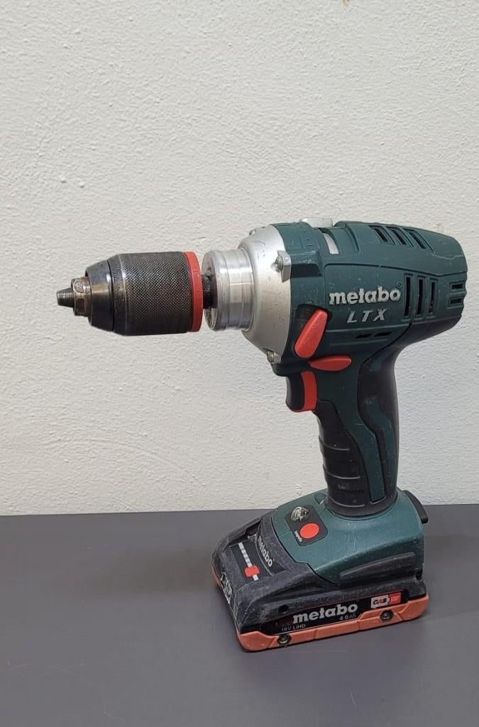 Metabo BS 18 LTX Impulse, Doe-het-zelf en Verbouw, Gebruikt, Variabele snelheid, Ophalen of Verzenden, Boor- en Schroefmachine
