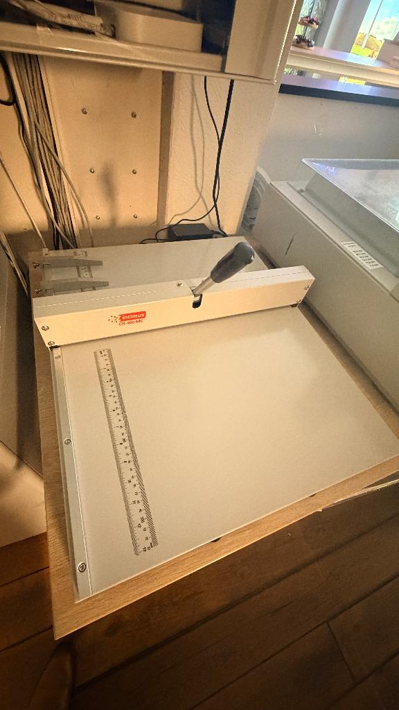 Intimus CR-460 MC creasing machine (rilmachine), Ophalen of Verzenden, Gebruikt